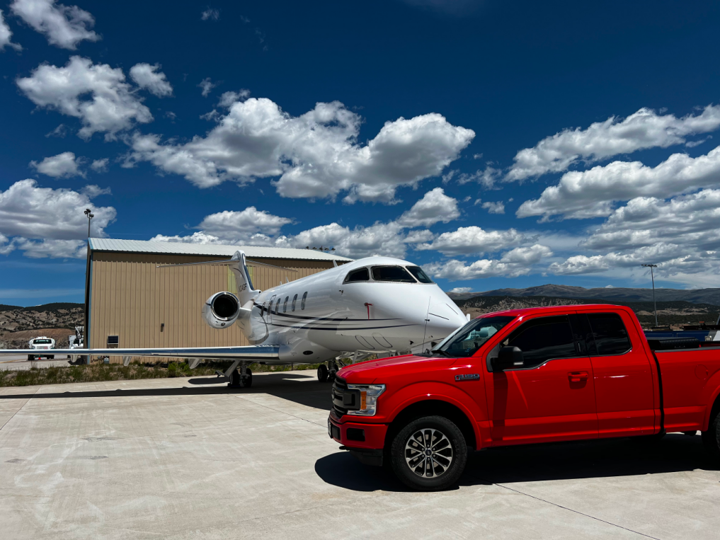 A picture of an airplace